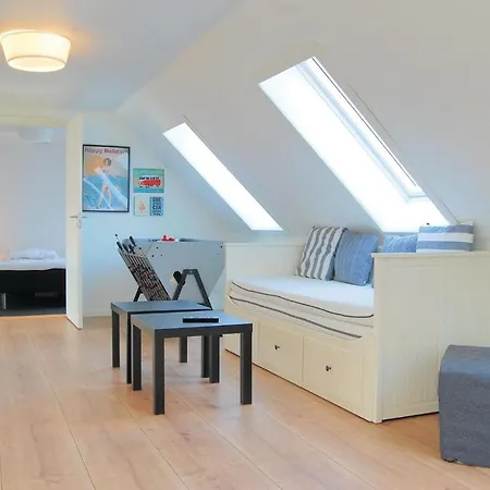 Six-bedroom Holiday In * Rudkøbing