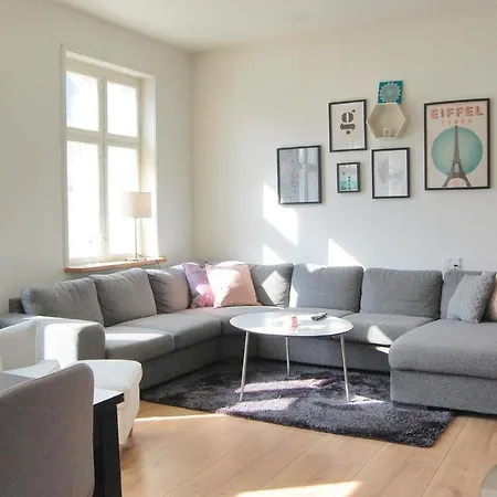 Six-bedroom Holiday In Prázdninový dům *