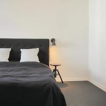 Six-bedroom Holiday In * Rudkøbing