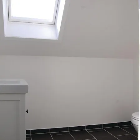 Six-bedroom Holiday In